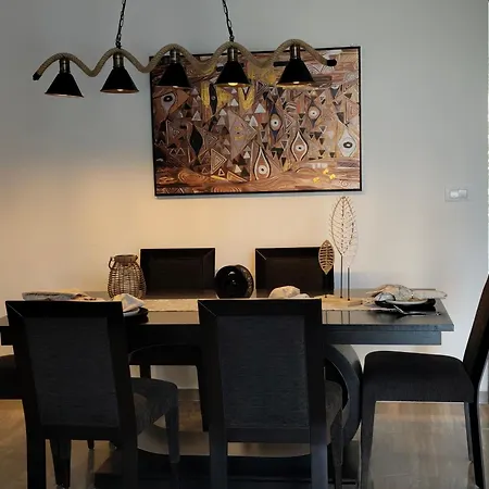 Sunrise House Κέφαλος